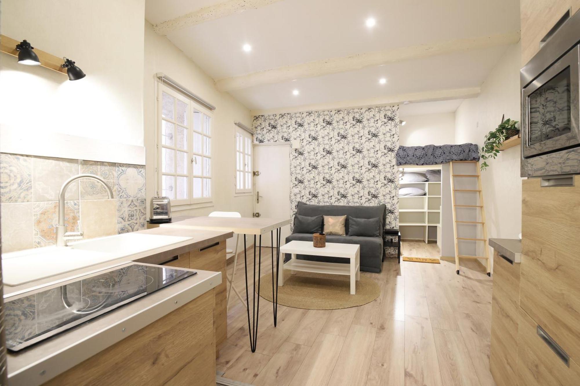 Charmant & Cosy - Centre Historique Ecusson มงต์เปอลิเยร์ ภายนอก รูปภาพ